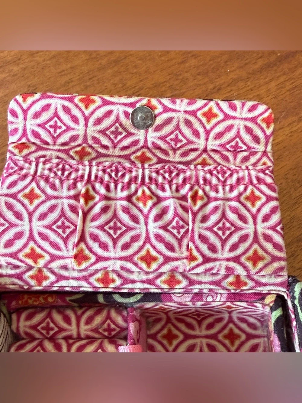 Retired Vera Bradley Mod Floral Pattern Jewelry Case Brown Pink Green Red White